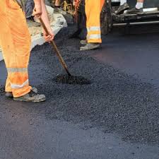 Best Driveway Crack Filling  in Travelers Rest, SC